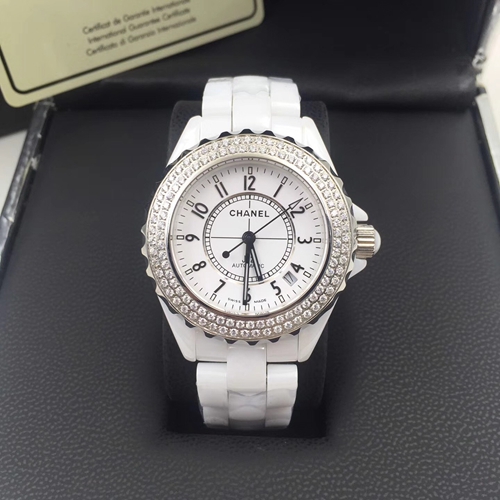 シャネル時計正面デザイン